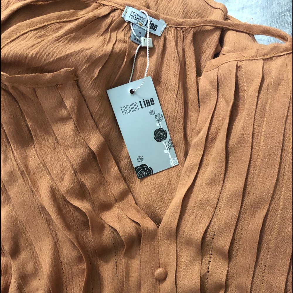 Fashion Line - Picture 5 of 5